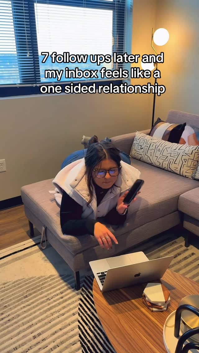 \ud83d\udea8 BIG MOVE IN SAVINGS \ud83d\udea8\n\nNow offering: \n\n\u2728Refunded $50 application fee \n\u2728$200 redecoration fee WAIVED \n\u2728$50 OFF all floor plans \n\u2728$250 gift card when you sign a 2x2 and 4x4 excluding penthouse units \n\nYour new place just got more affordable \ud83d\udcb8\n\nOffers only valid in the month of January! Also, if you tour the month of January, you will be entered to win a MacBook Air! \n\nDM us for details \ud83e\udd73\n\n