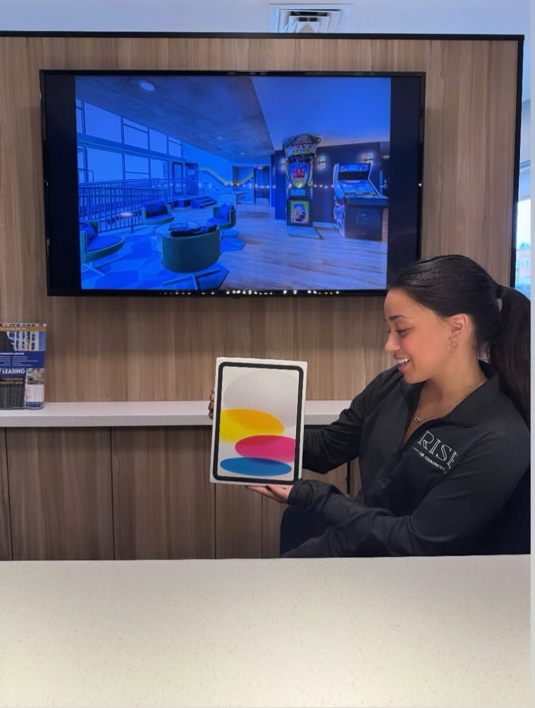 JTurner survey is live!\n\nGot 2 minutes? \u23f0 \n\nTell us what you love \u2764\ufe0f , what could improve \u2728, and what you want to see next \ud83d\udc40! \n\nFill out the Resident Survey today \ud83d\udcad , as a THANK YOU you can enter your name in the leasing office for this IPAD \ud83d\ude1c