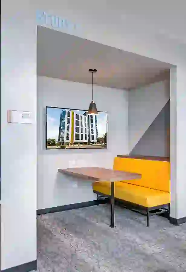 Study Bar and Private Study Rooms